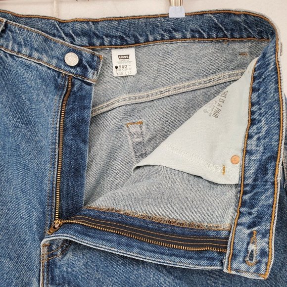 LEVI 550 Jeans Men's Straight Leg Denim 5-Pocket Medium Wash Blue 40/L32 - Picture 6 of 11